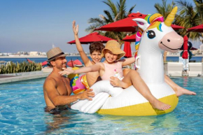 Th8 Palm Dubai Beach Resort, Vignette Collection by IHG